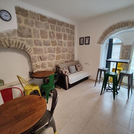 Private Hostel - Best location Jerusalem Exterior foto